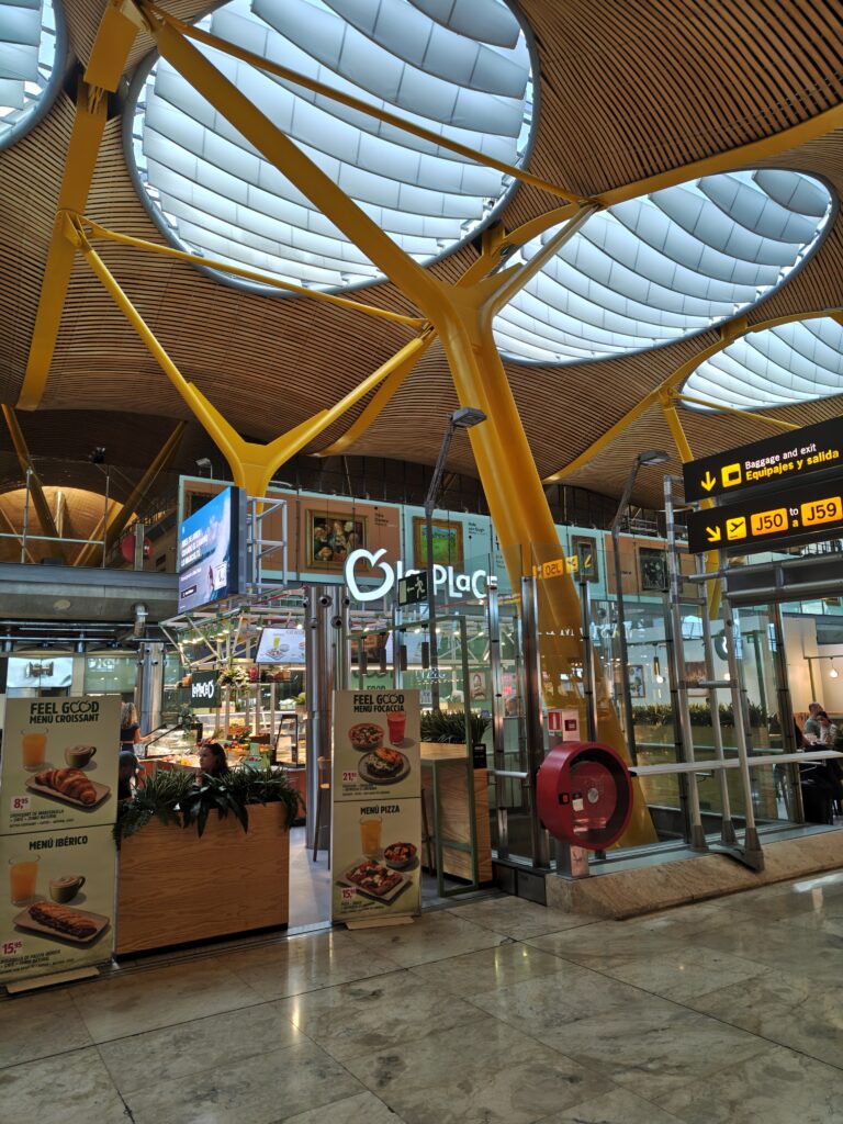 ポルトガルの旅「マドリッド空港」